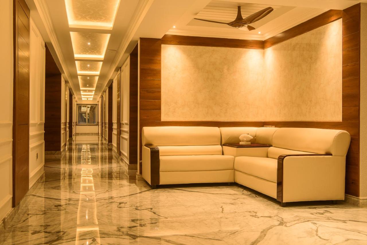 White Lotus Hotel Udupi Eksteriør billede