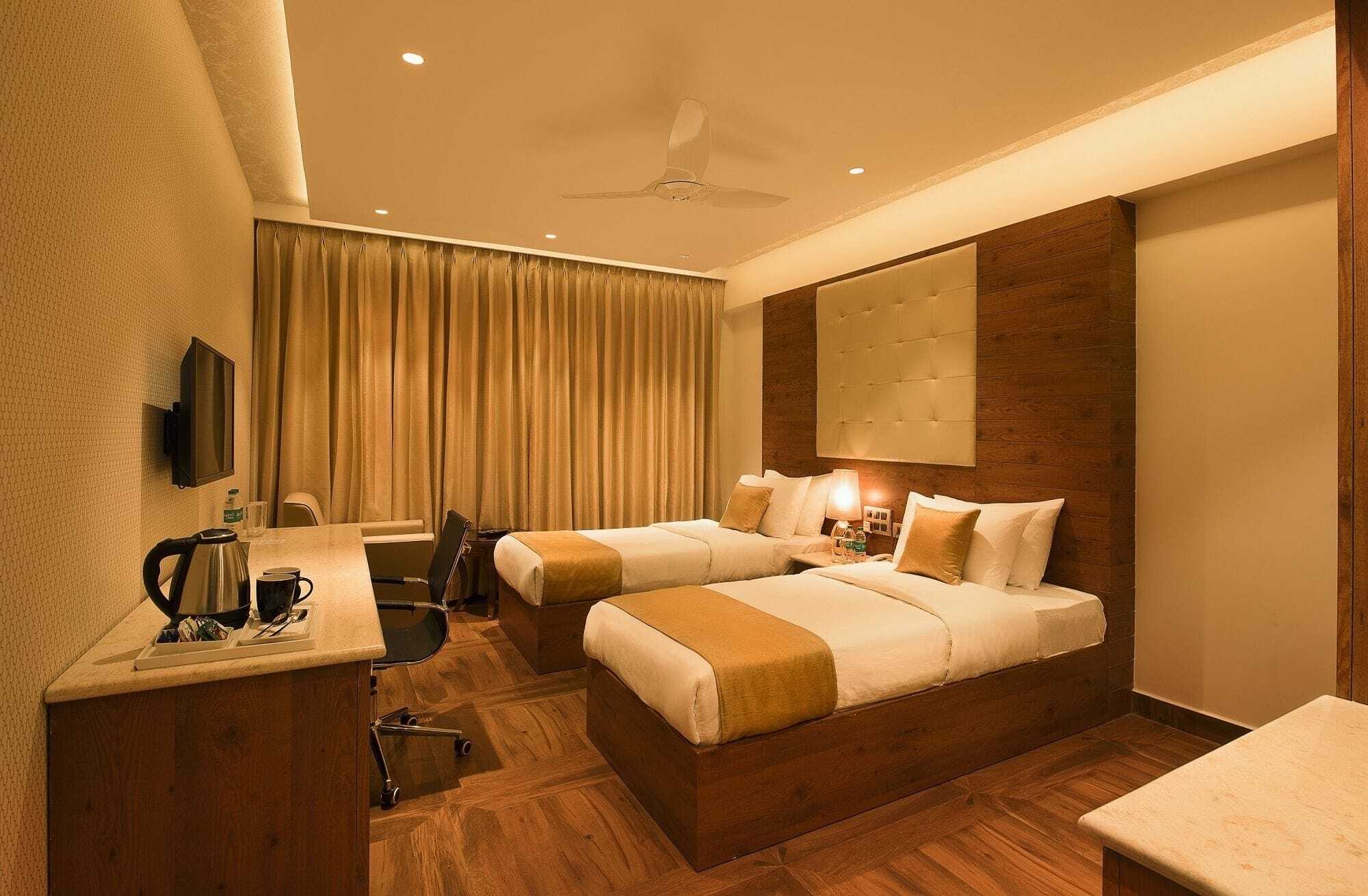 White Lotus Hotel Udupi Eksteriør billede